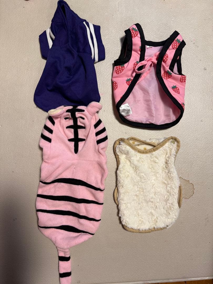 犬用　服　ディズニー　ロンパース　サロペット　半纏　ユニフォーム