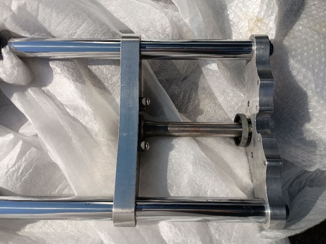 TW200 225 フロントフォーク　ステム　おまけ