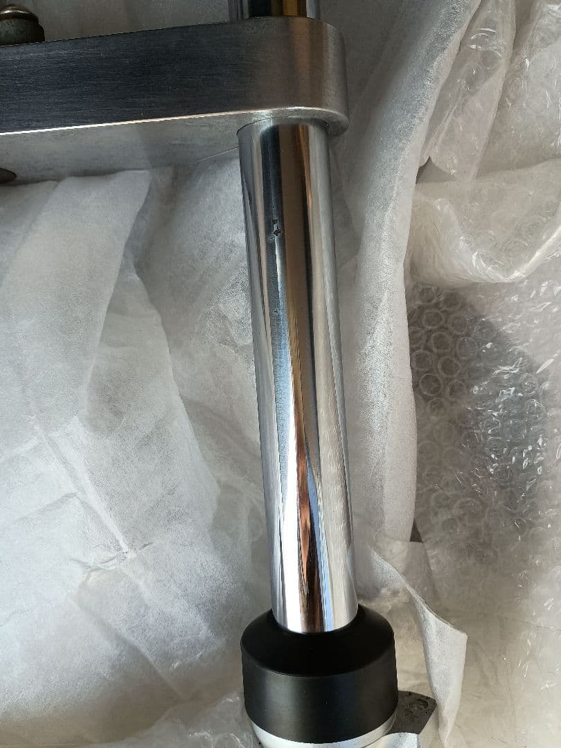 TW200 225 フロントフォーク　ステム　おまけ