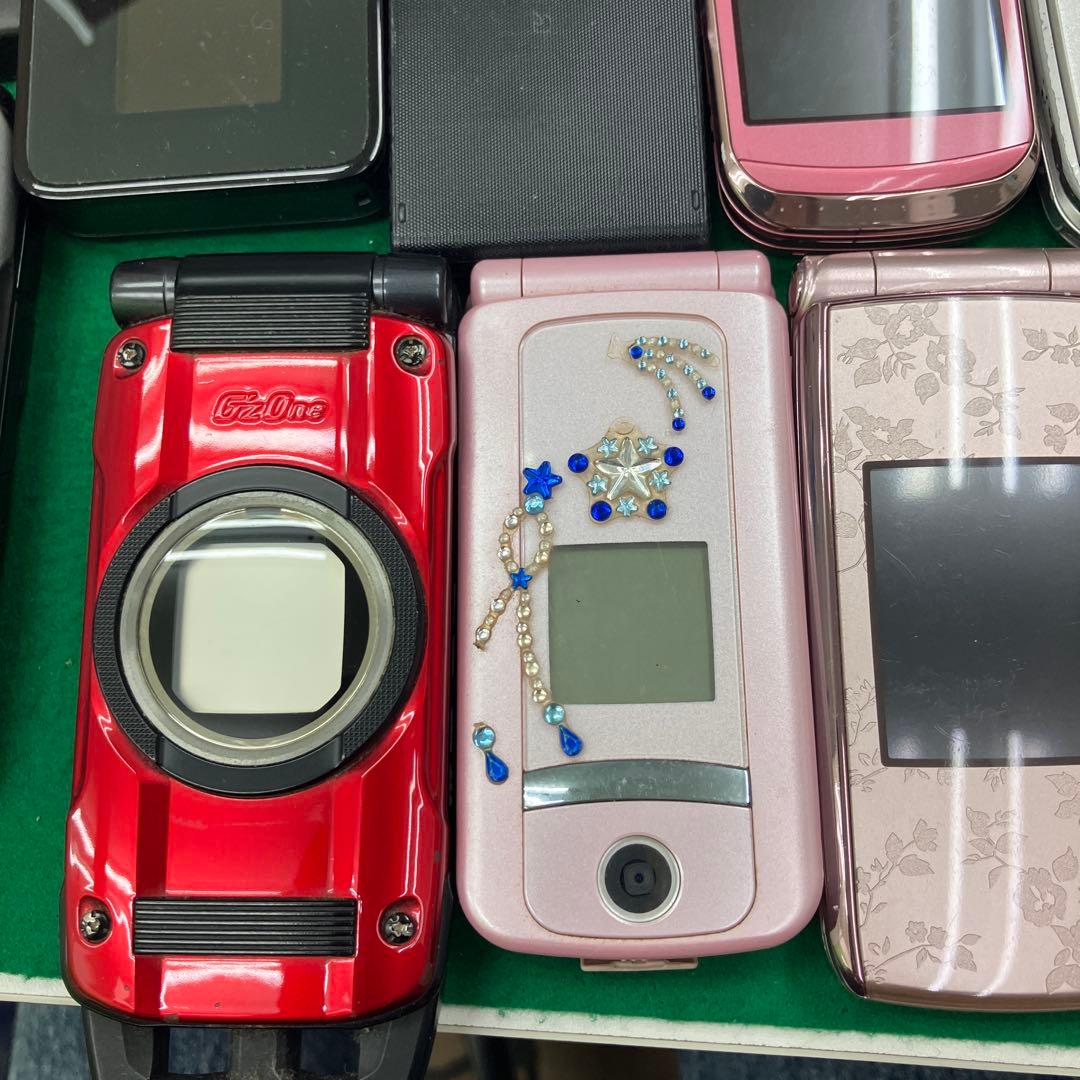 まとめ‼️タブレット　スマホ　ガラケー　ラジオ　見守り携帯　ボケットWi-Fi