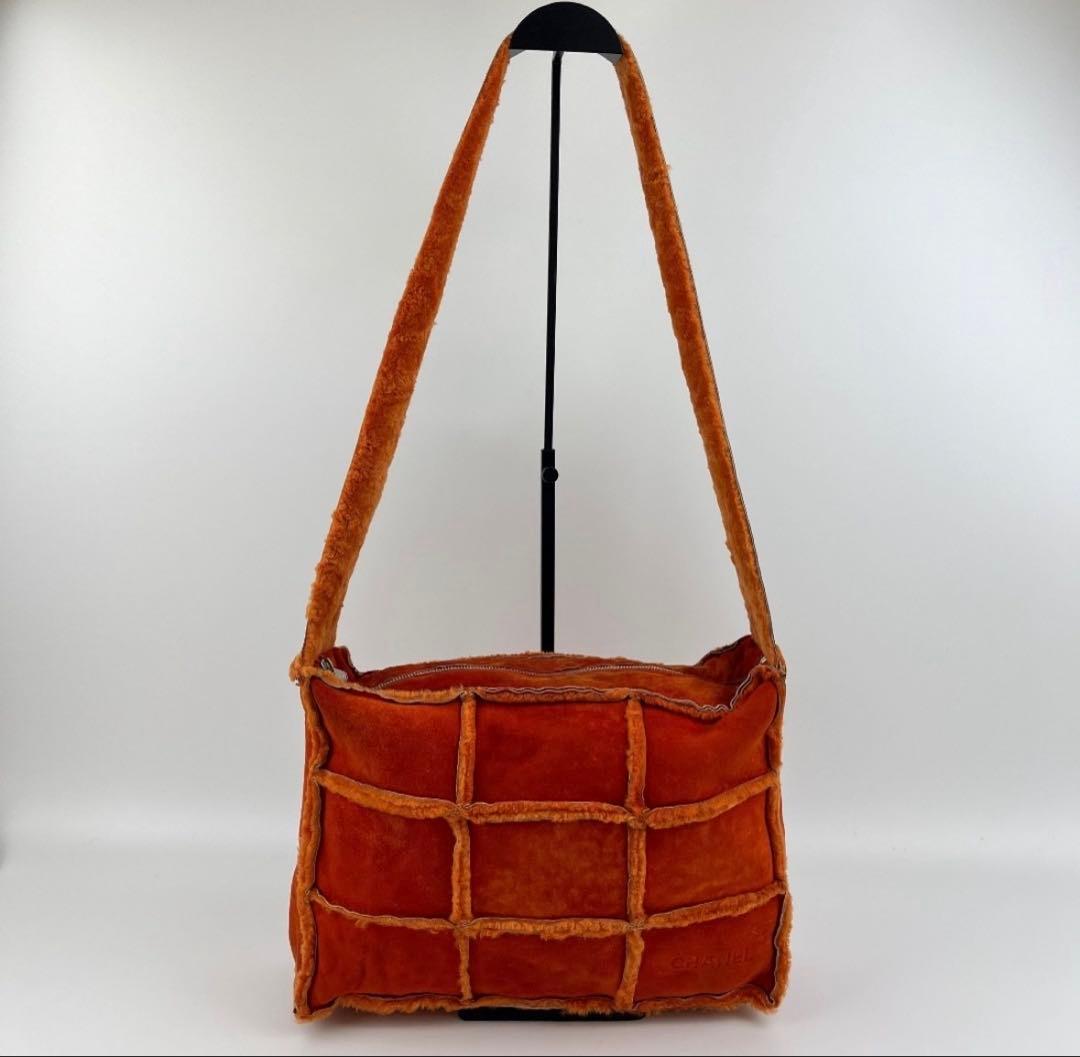 CHANEL オレンジ スエード ショルダーバッグム一トンバッグ美品チョコバ一