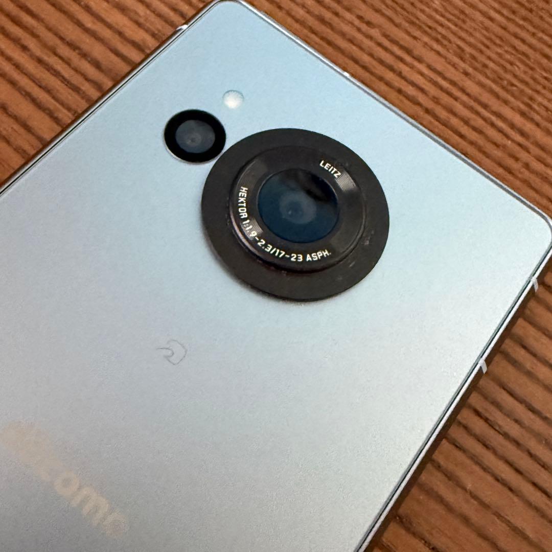 超美品 AQUOS R8 SH-52D docomo SIMフリー スマホ 本体