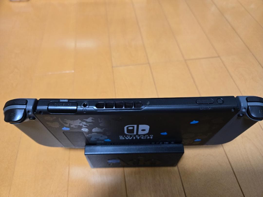 初期ロット Nintendo Switch 本体