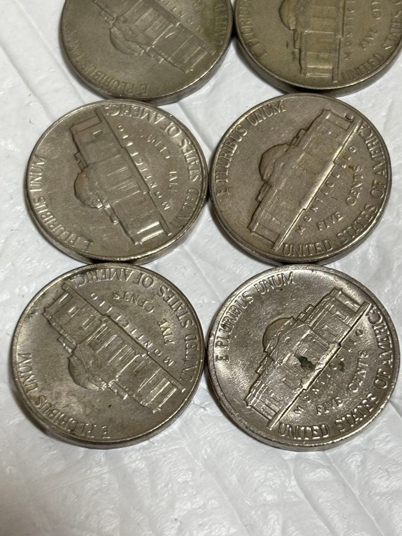 アメリカ5セント年数バラバラ