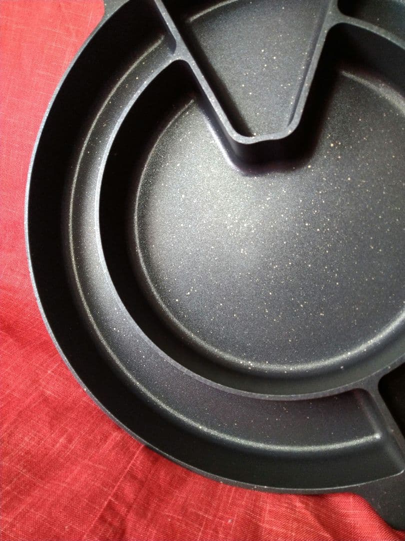 ♥再ブームの大人気【本場韓国・高級鉄鍋】チーズタッカルビ・サムギョプサル ⬛3鍋