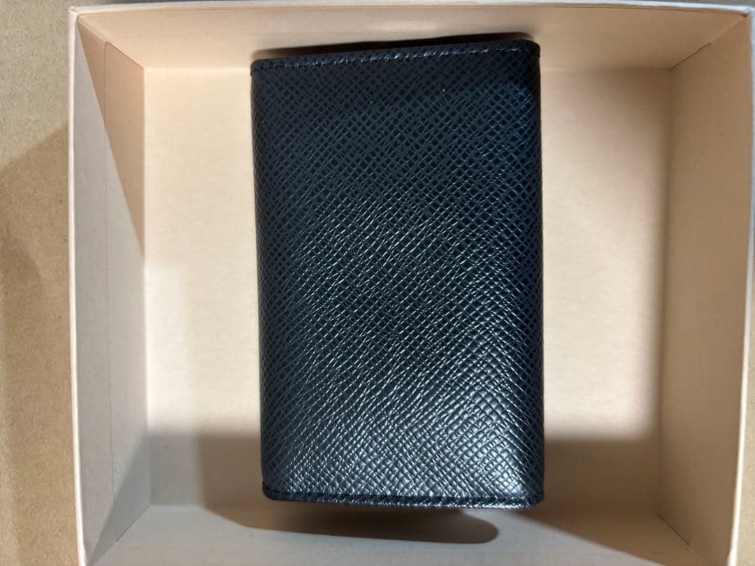 Y*様 Louis Vuitton ブラック キーケース