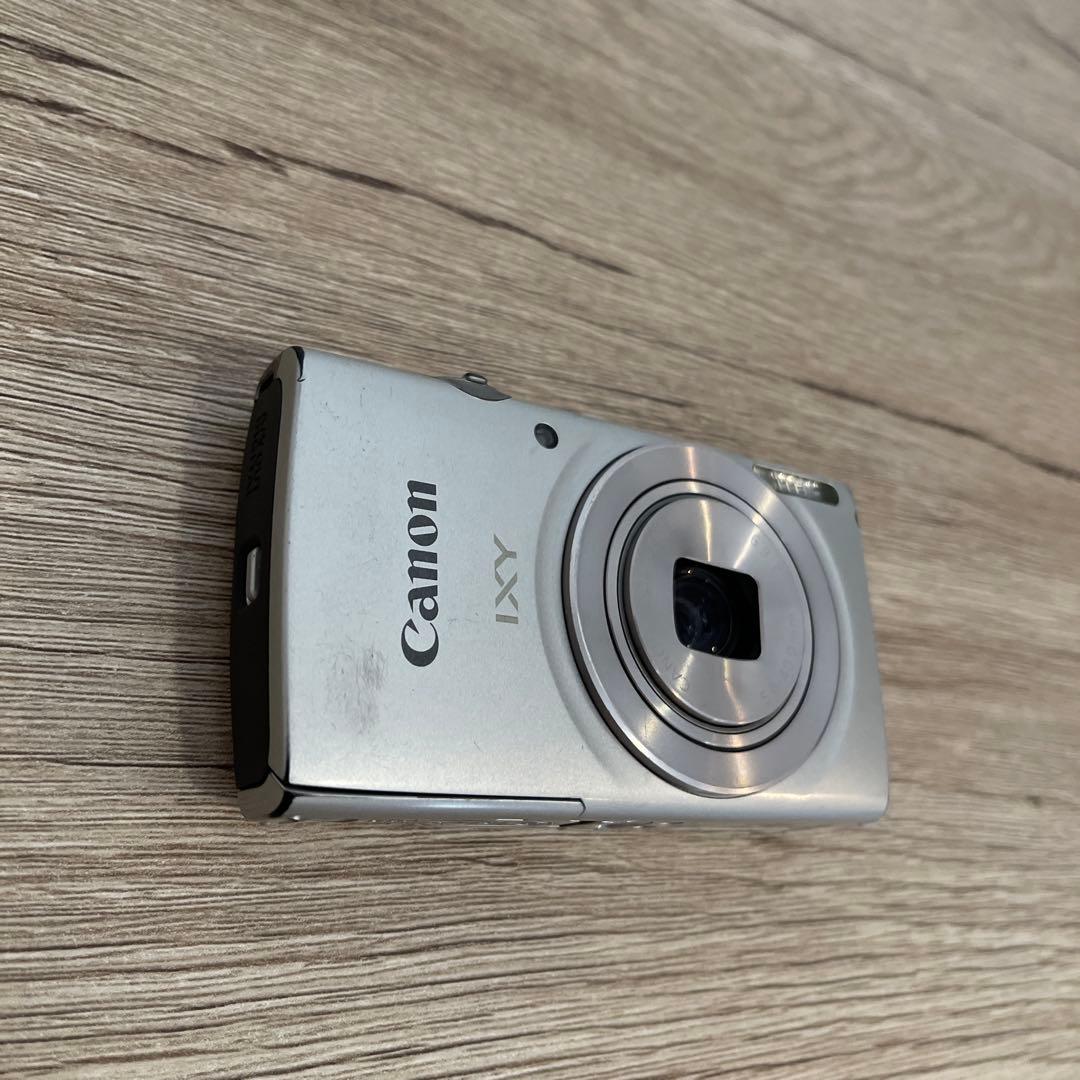 3188 Canon IXY 200 シルバー デジカメ ジャンク品