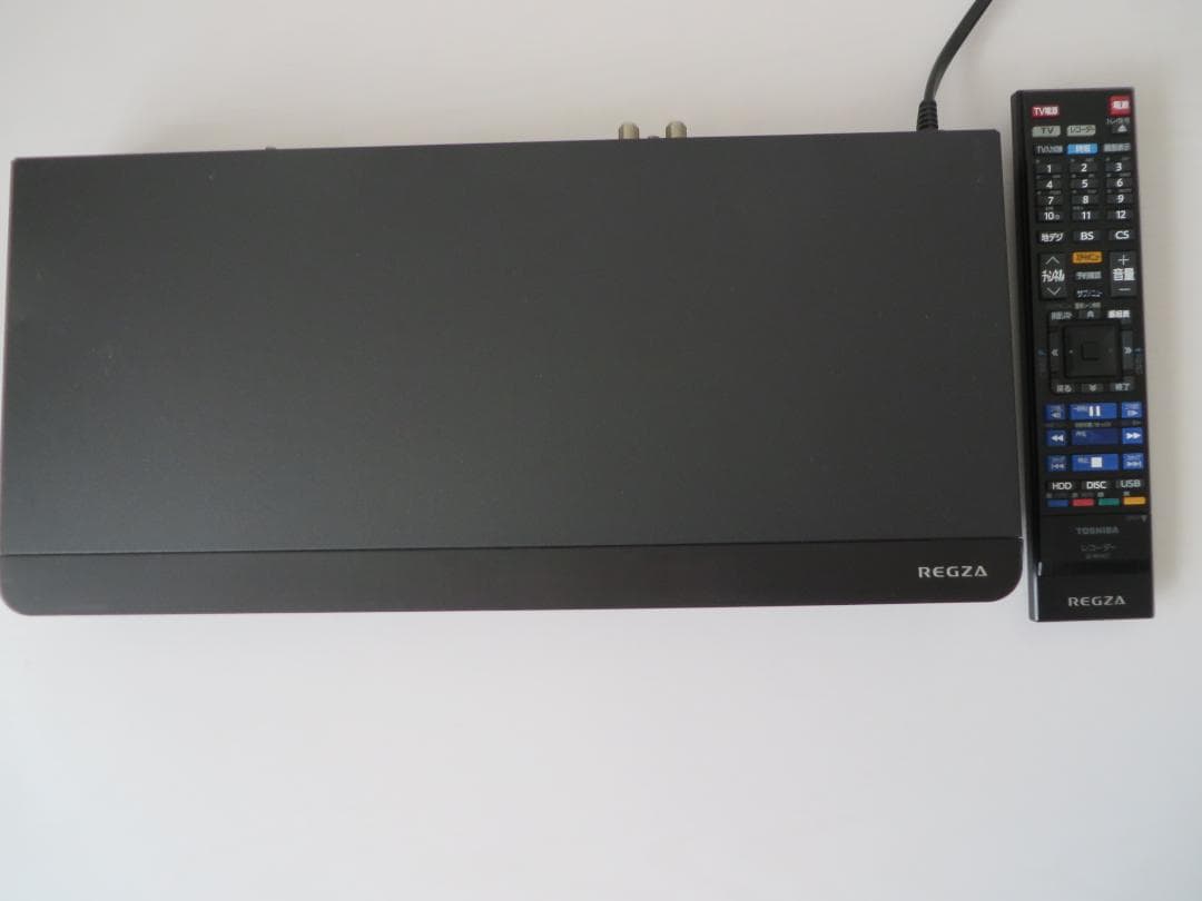 東芝ブルーレイレコーダー DBR-T1010 3D対応品 2023年製 完動美品