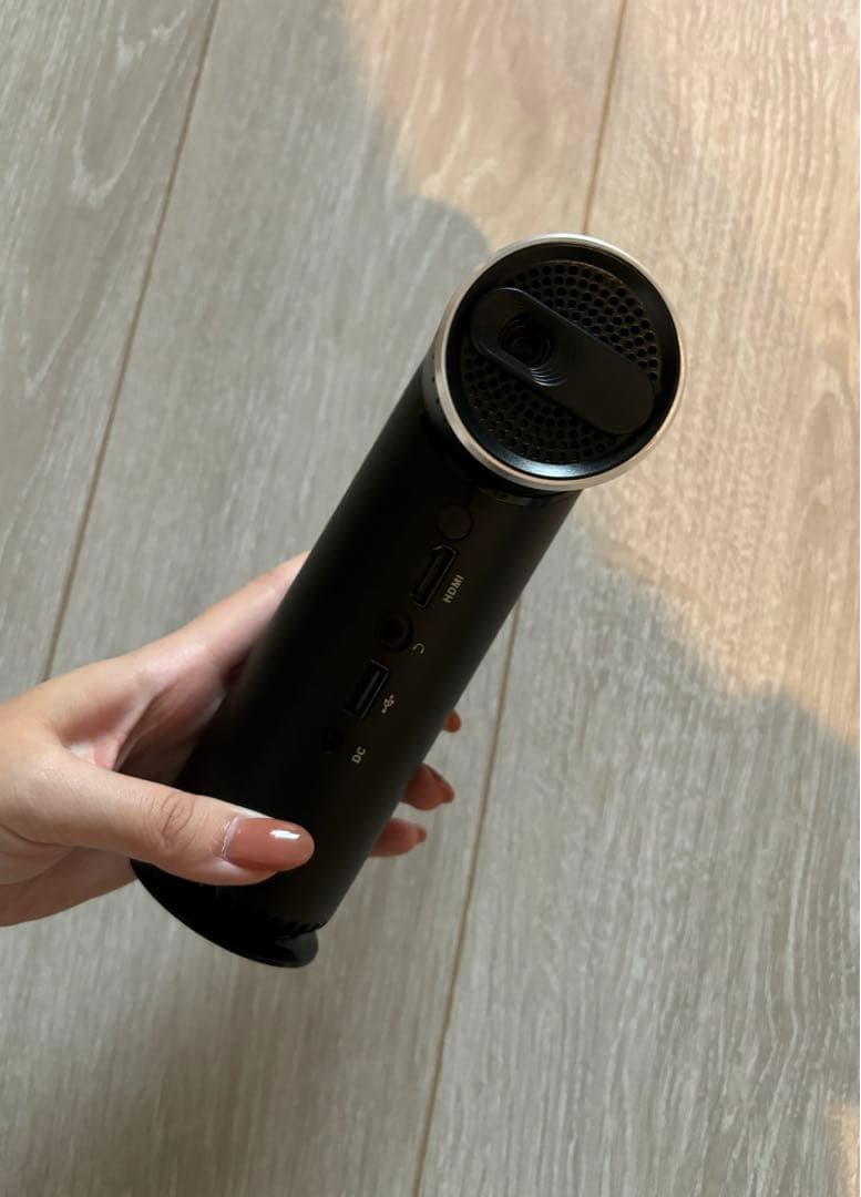 【良品】モバイルプロジェクター FunLogy X-03