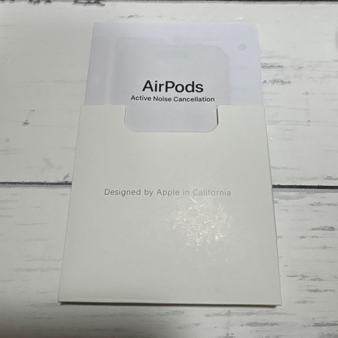 Apple AirPods 4 (ANC) 本体ノイズキャンセリング搭載　 中古