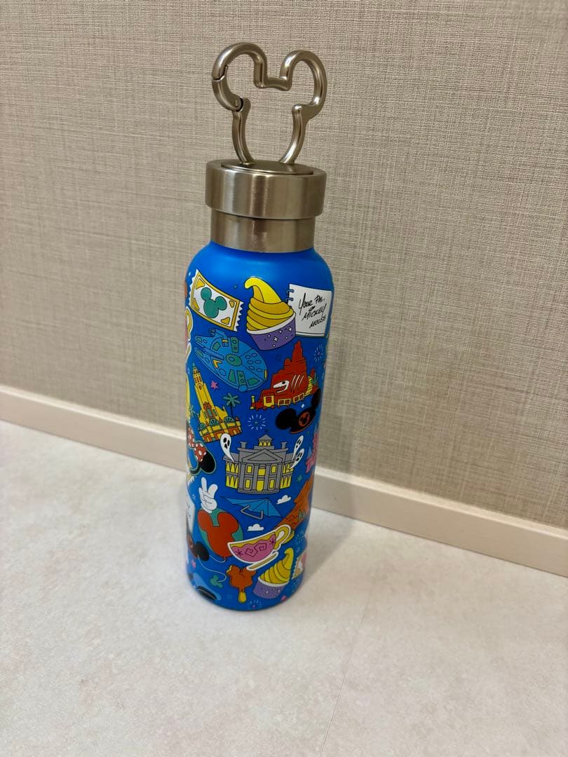 【新品未使用】カリフォルニアディズニー ステンレス製ウォーターボトル　日本未発売