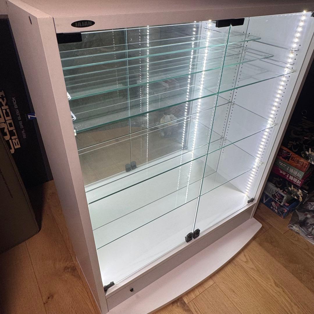 【くーちゃんさん専用】JAJANコレクションラック（ LED照明、鍵付き）