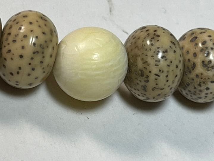数珠 星月菩提腕珠 マンモス隔珠 サイズ：主玉1.2cm そ