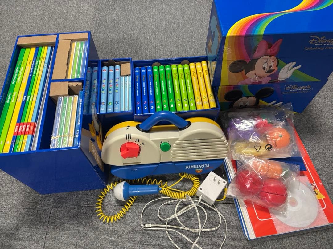 Disney's World of Englishシングアロングトークアロング