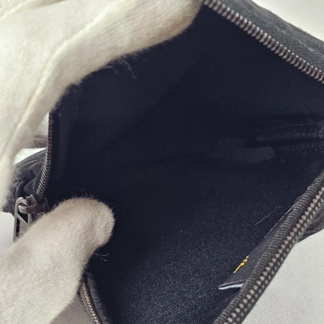 【希少・美品】Fendi ブラック　ズッカ柄 バケットハット 収納ポーチ付き