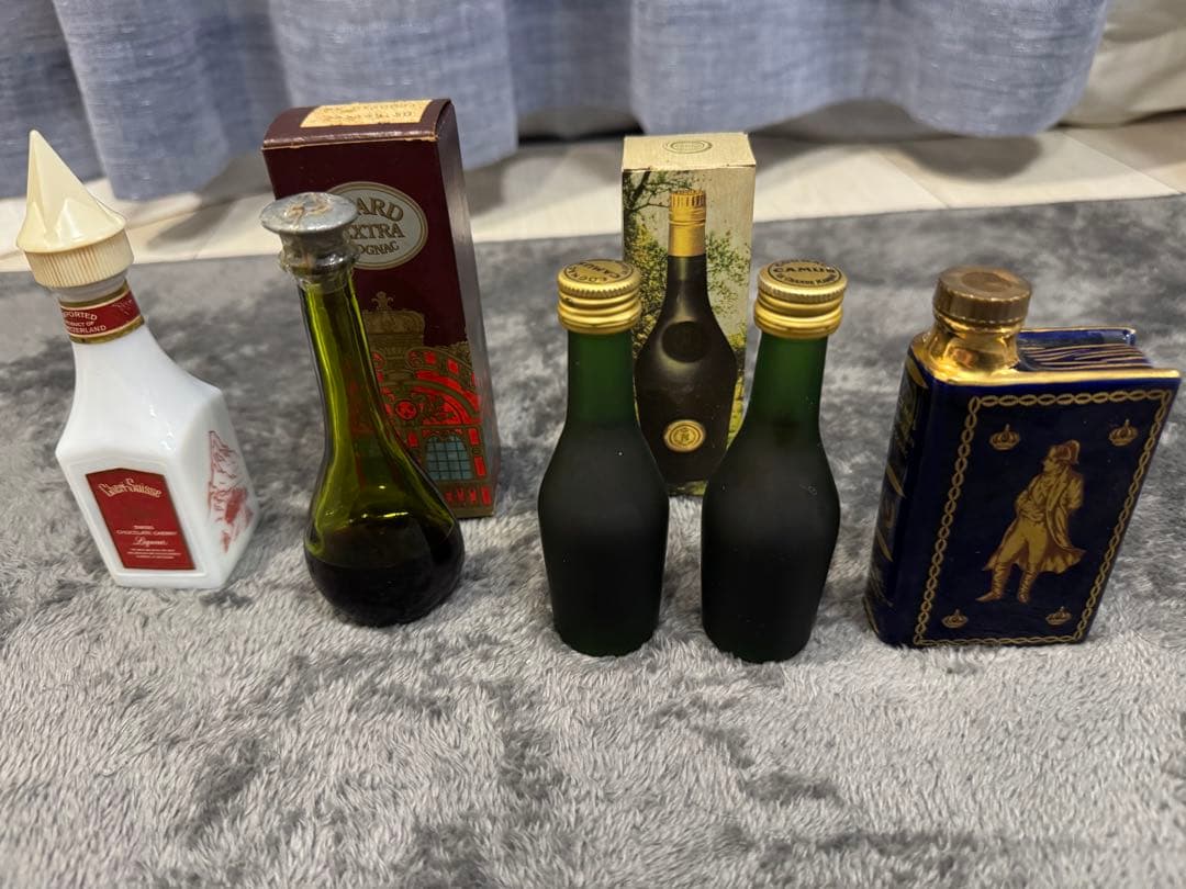 ウィスキー　ブランデー　他　ミニチュアボトル44本セット