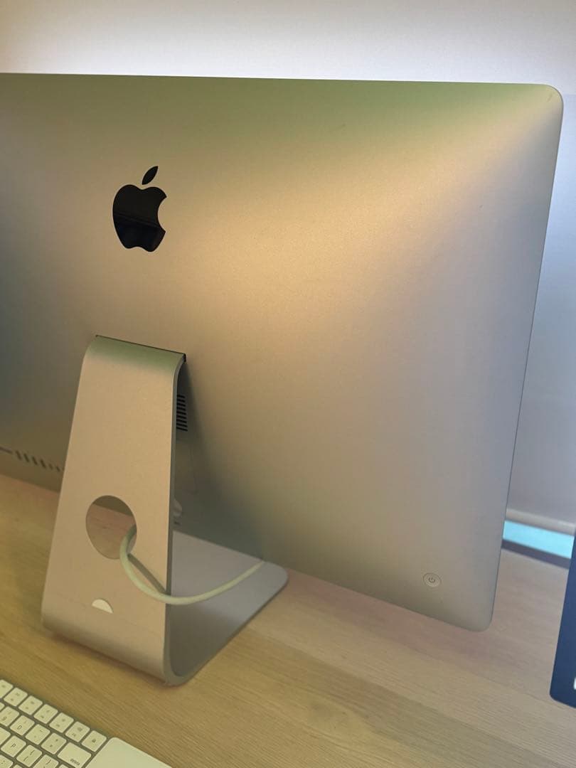 iMac 5K 2020 3.8GHz 8コア メモリ64GB 外箱と周辺機器