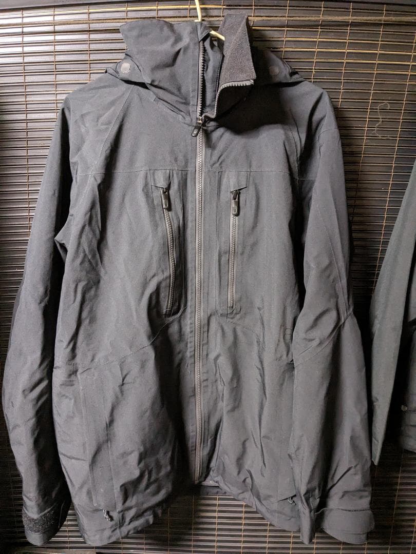 BURTON　akウェア上下セット（ほぼ一式）