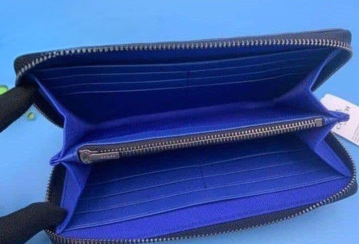 新品未使用コーチ長財布シグネチャーロングジップブルーレディースメンズ送料無料