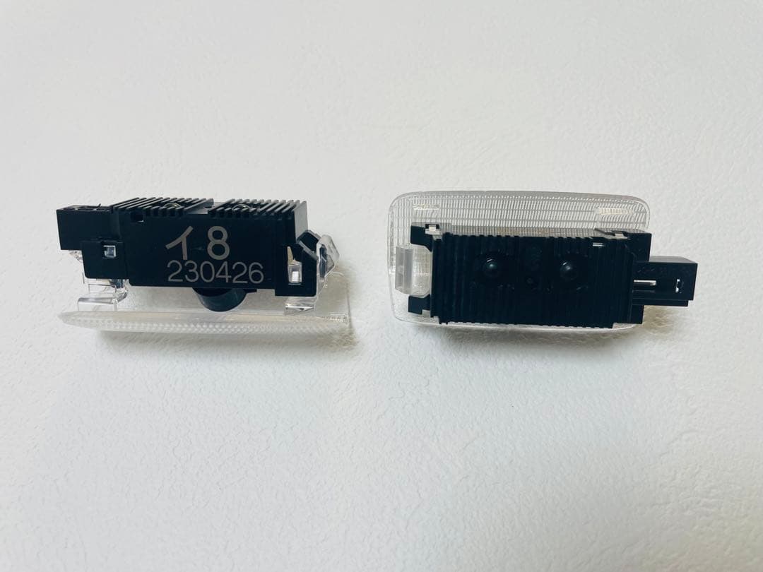 美品　アルファード　40 プロジェクションカーテシランプ・イルミ　純正