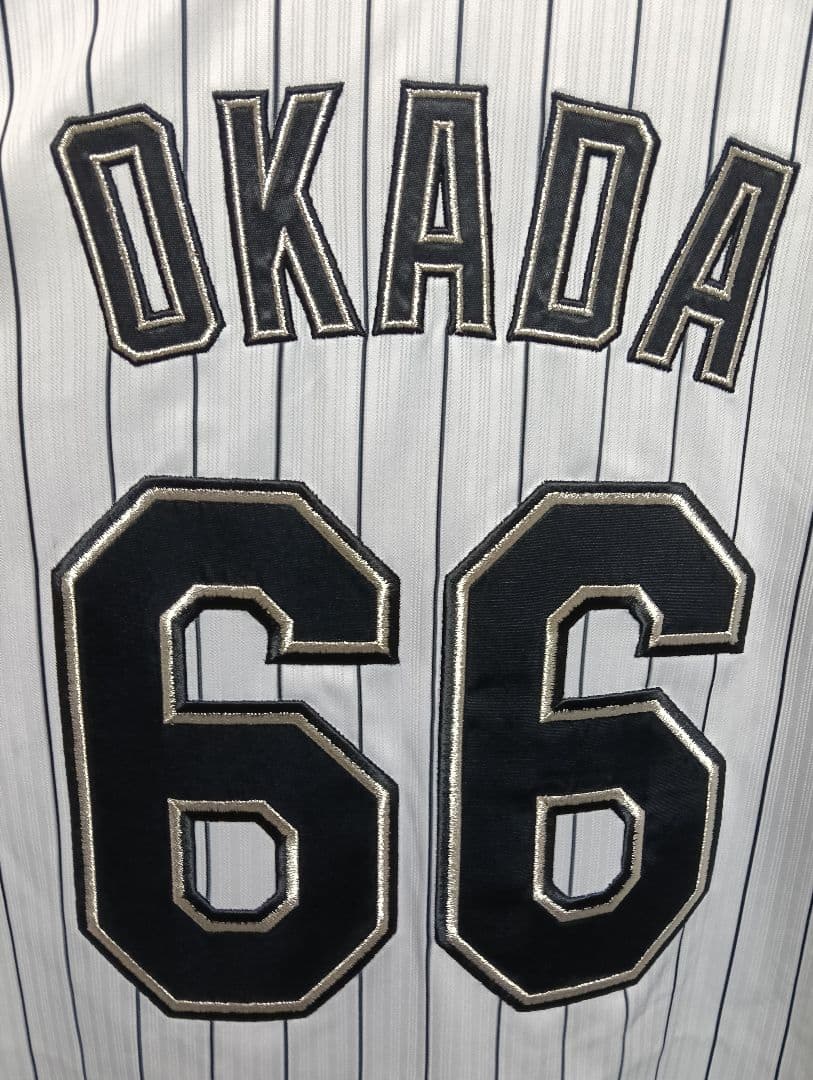 【新品タグ付き！】ロッテ 岡田幸文 ハイクオリティユニフォーム（Mサイズ）