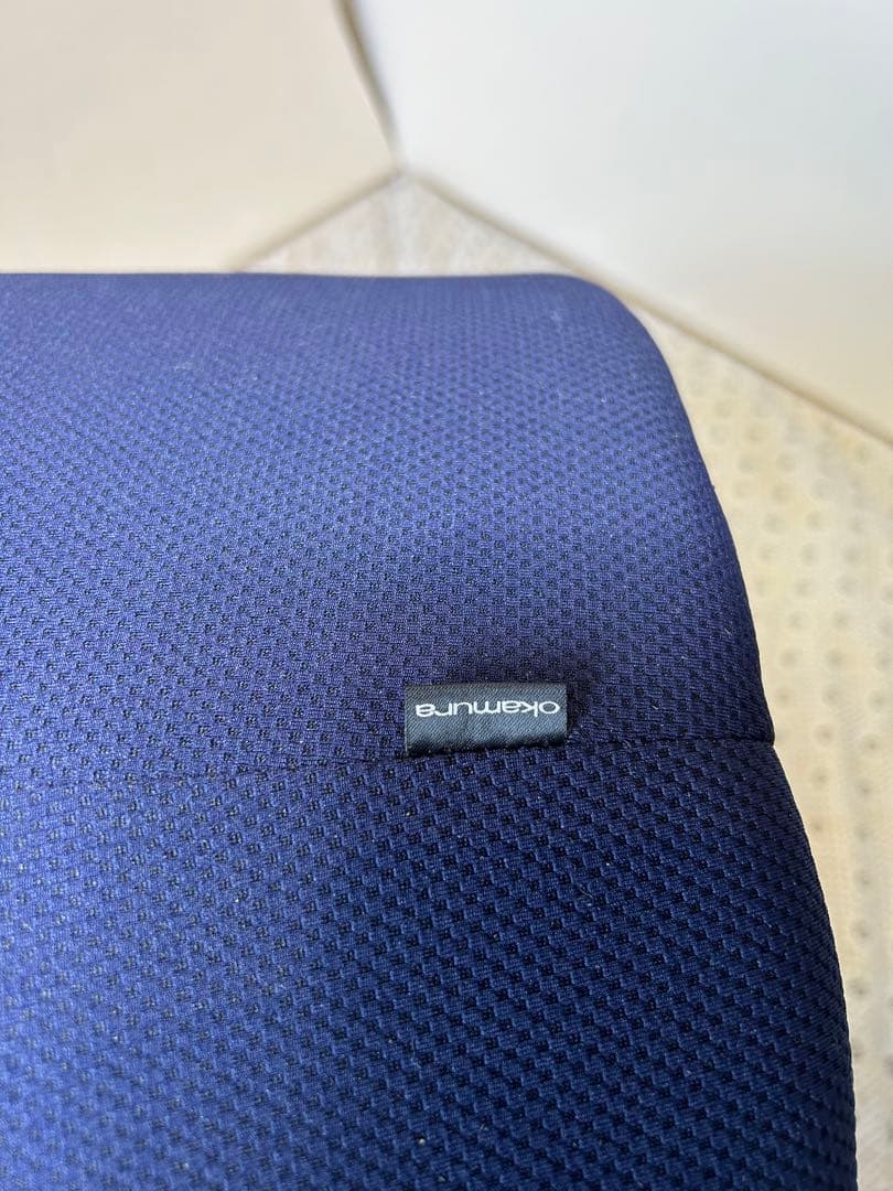 オカムラ スツール ②