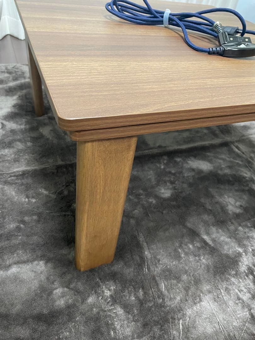 木製ブラウンこたつ 電源コード付き　掛け布団　敷きマット付き