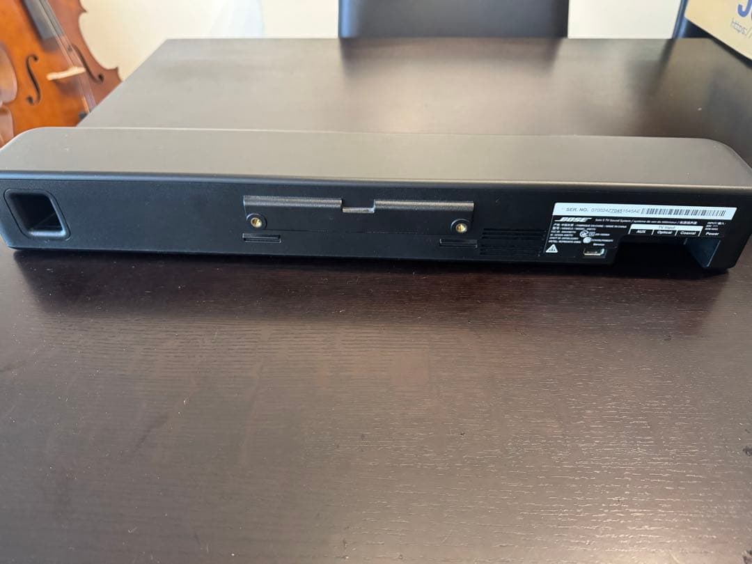 Bose solo5 サウンドバー 本体とリモコン付き