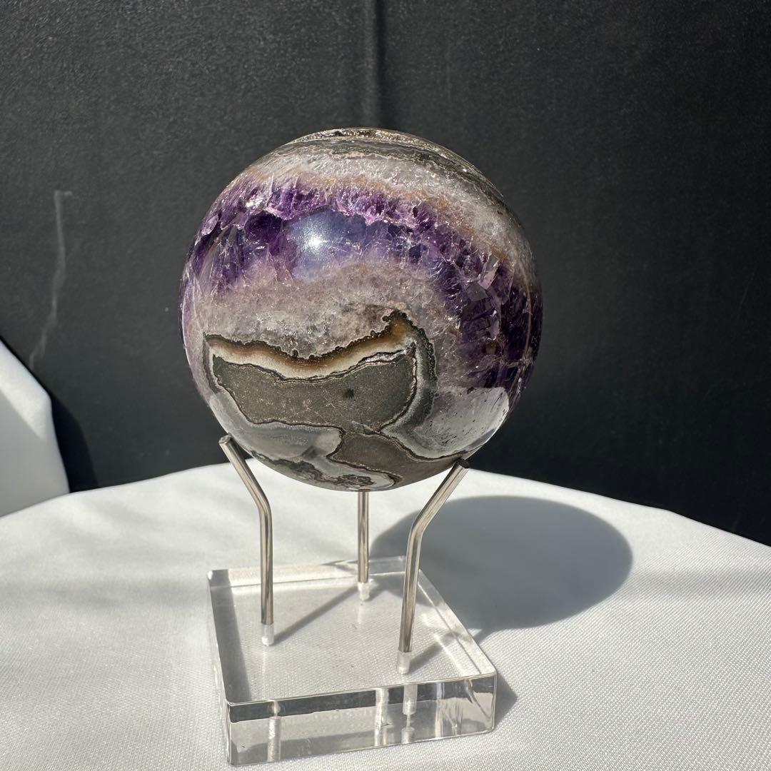 天然石アメジストの笑い口　置物　スフィアD.156