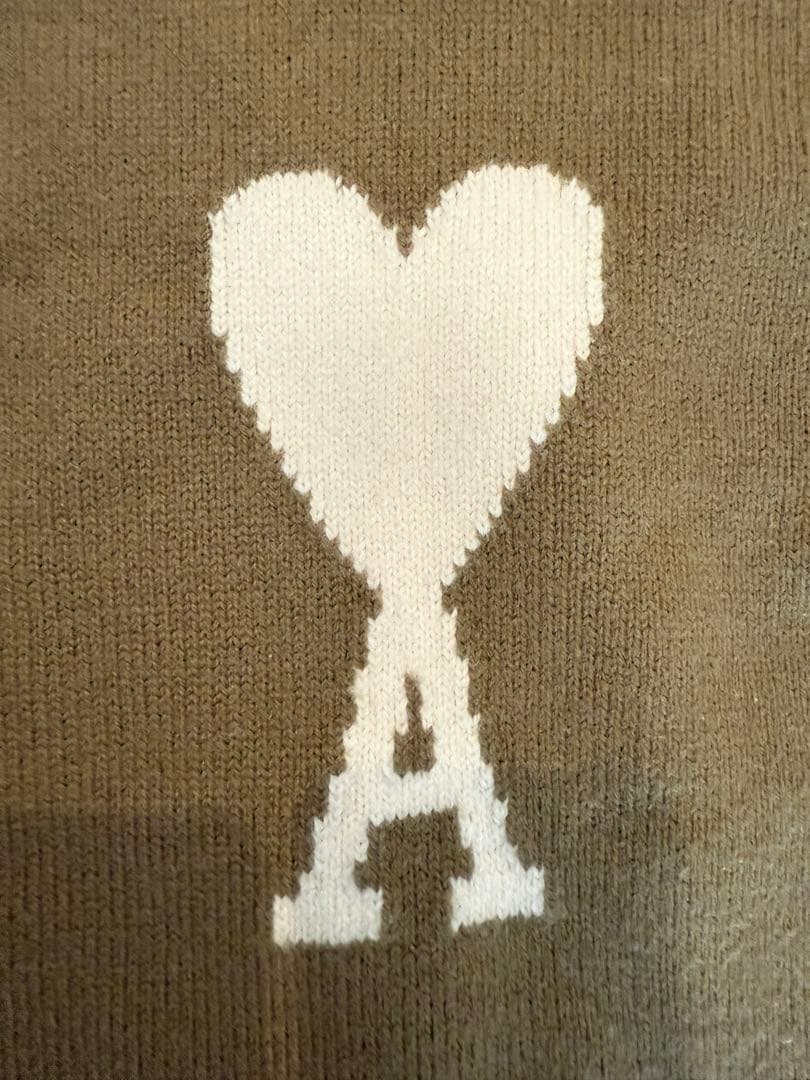やまAMI PARIS アミパリス ハートロゴニット セーター
