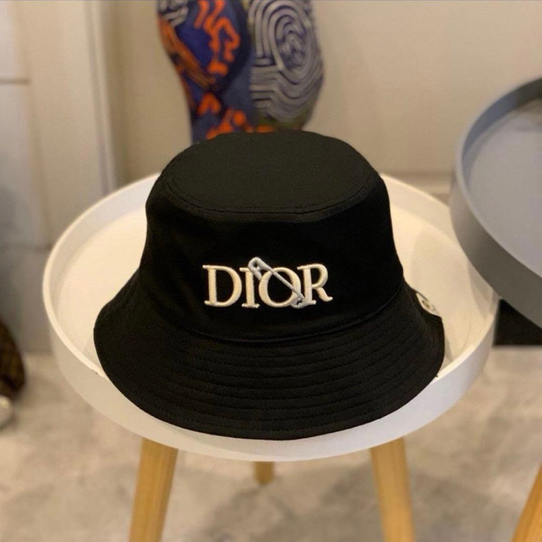 【値下げ中】クリスチャンディオール ハット Dior帽子