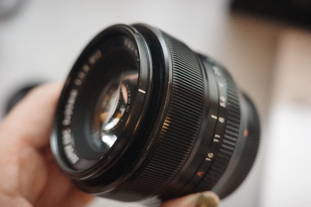 富士フイルム Fujinon XF35mm F1.4 R AF 単焦点レンズ