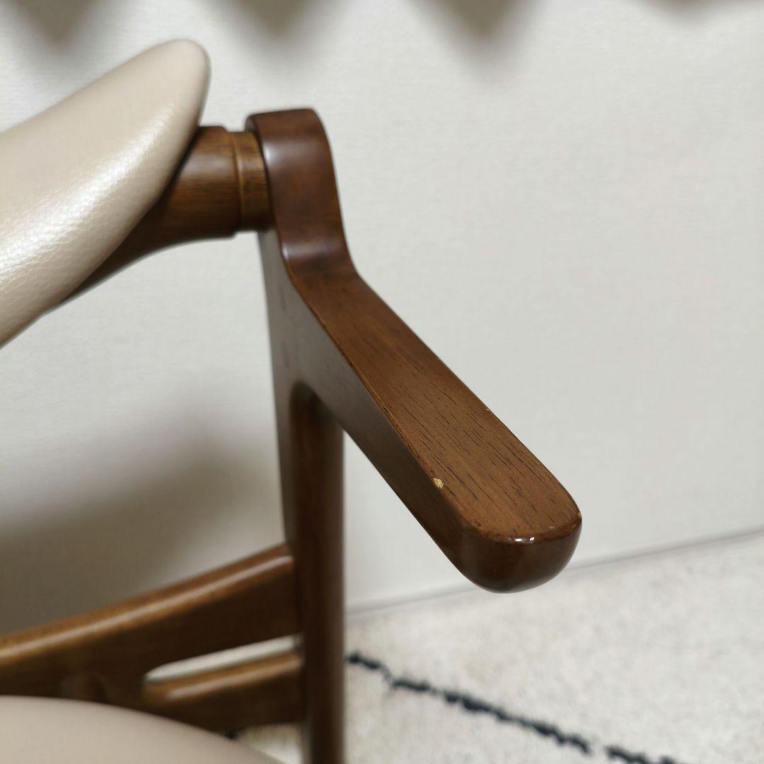 【美品】起立木工 キャスパーチェア casper 座椅子 300R-BE