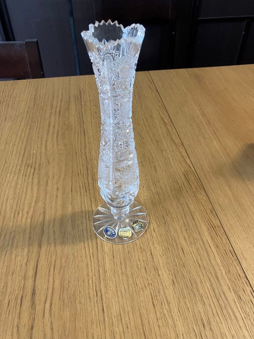 未使用クリスタル花瓶 カットガラス装飾 約25cm