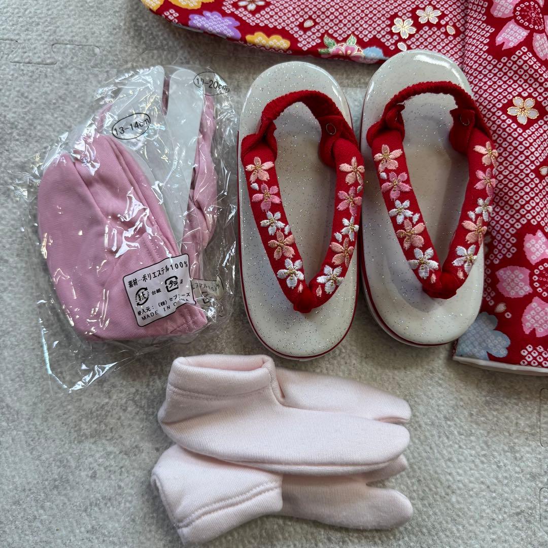 七五三 花ひめ　赤とピンク花柄　三歳　着物　箱付きです