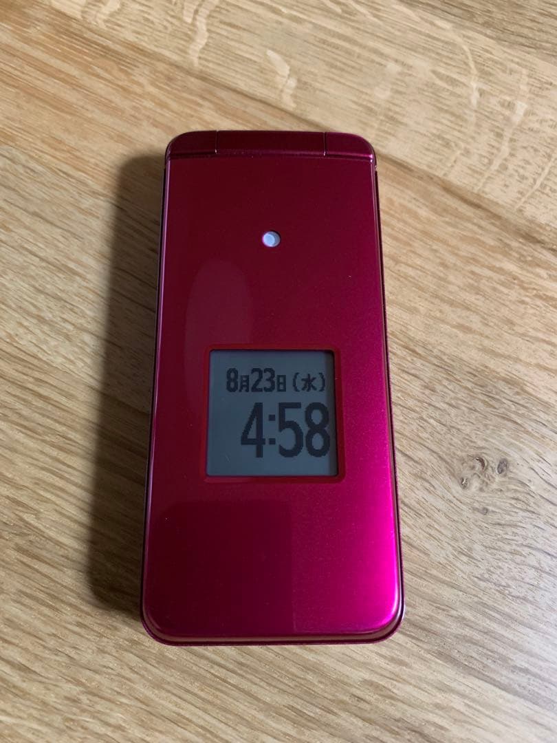 auかんたんケータイKYF41 卓上ホルダー付属