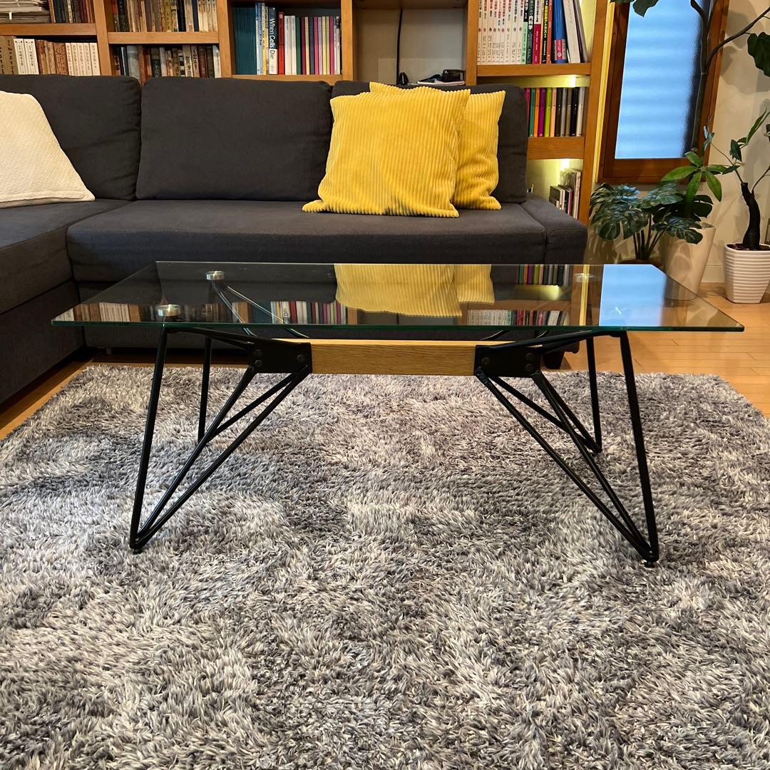 ガラスセンターテーブル モダンデザイン　ローテーブル