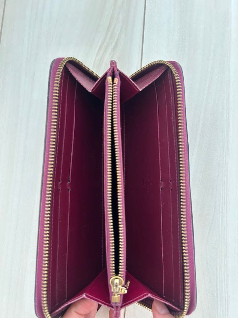 【Louis Vuitton】　ルイヴィトン　エナメル　長財布