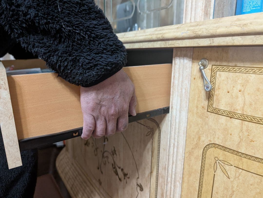 【訳あり】大型 飾り棚 ガラスキャビネット 食器棚