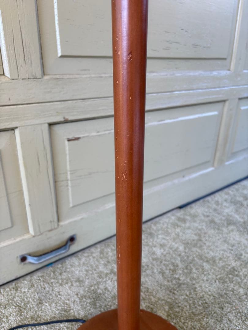 【ちーちゃん】木製フロアスタンドランプ プリーツシェード付き