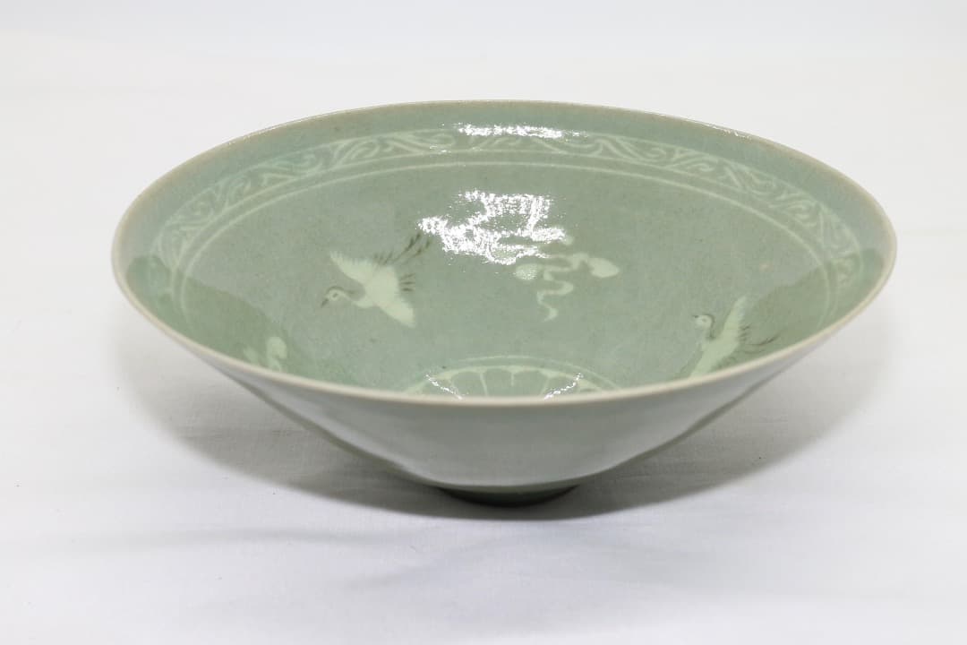 韓国人間文化財 柳海剛(柳根瀅) 高麗青磁 鶴文茶碗 共箱