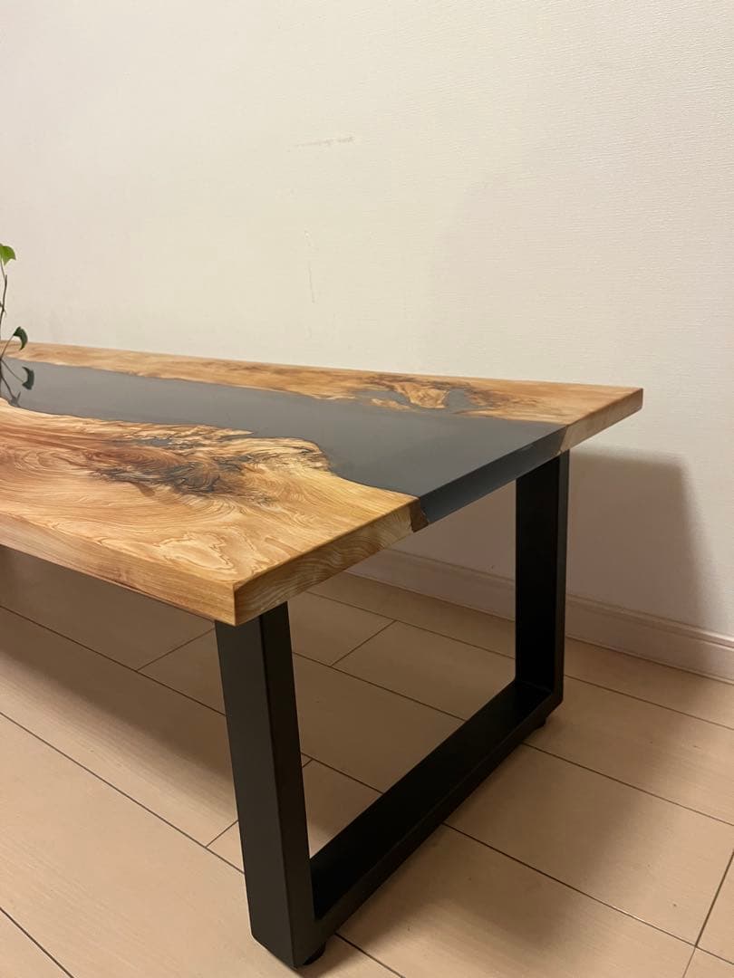 レジンテーブル　ローテーブル リバーテーブル　ダイニング