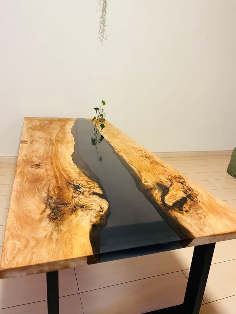 レジンテーブル　ローテーブル リバーテーブル　ダイニング