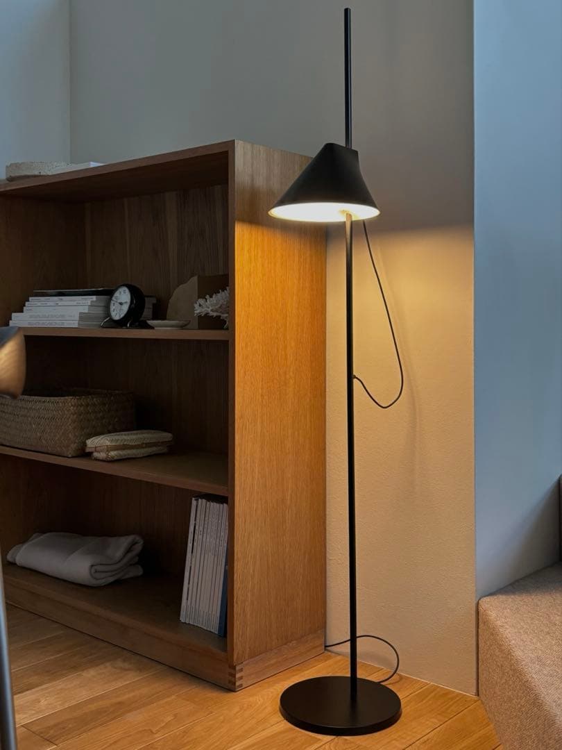 YUH フロア ブラック