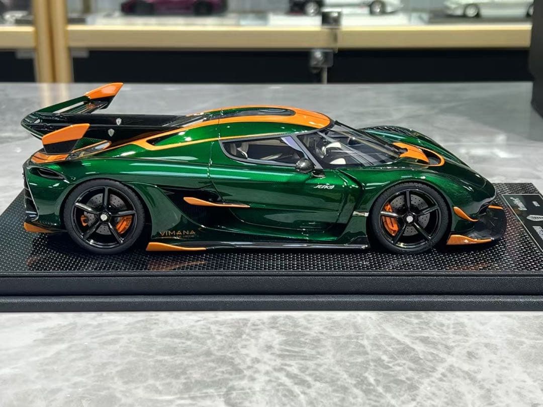 新品 FrontiArt ケーニグセグ jesko グリーンカーボン ミニカー