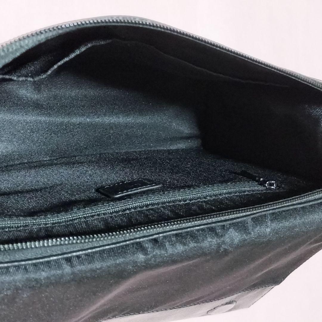 【新品】イアパピヨネ ダルメシアン ワイドテープボディバッグ