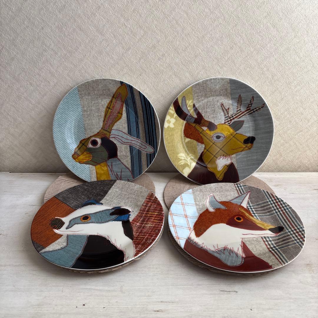 キャロラ・ヴァン・ダイク　ビースティーズ プレート4枚セット Magpie