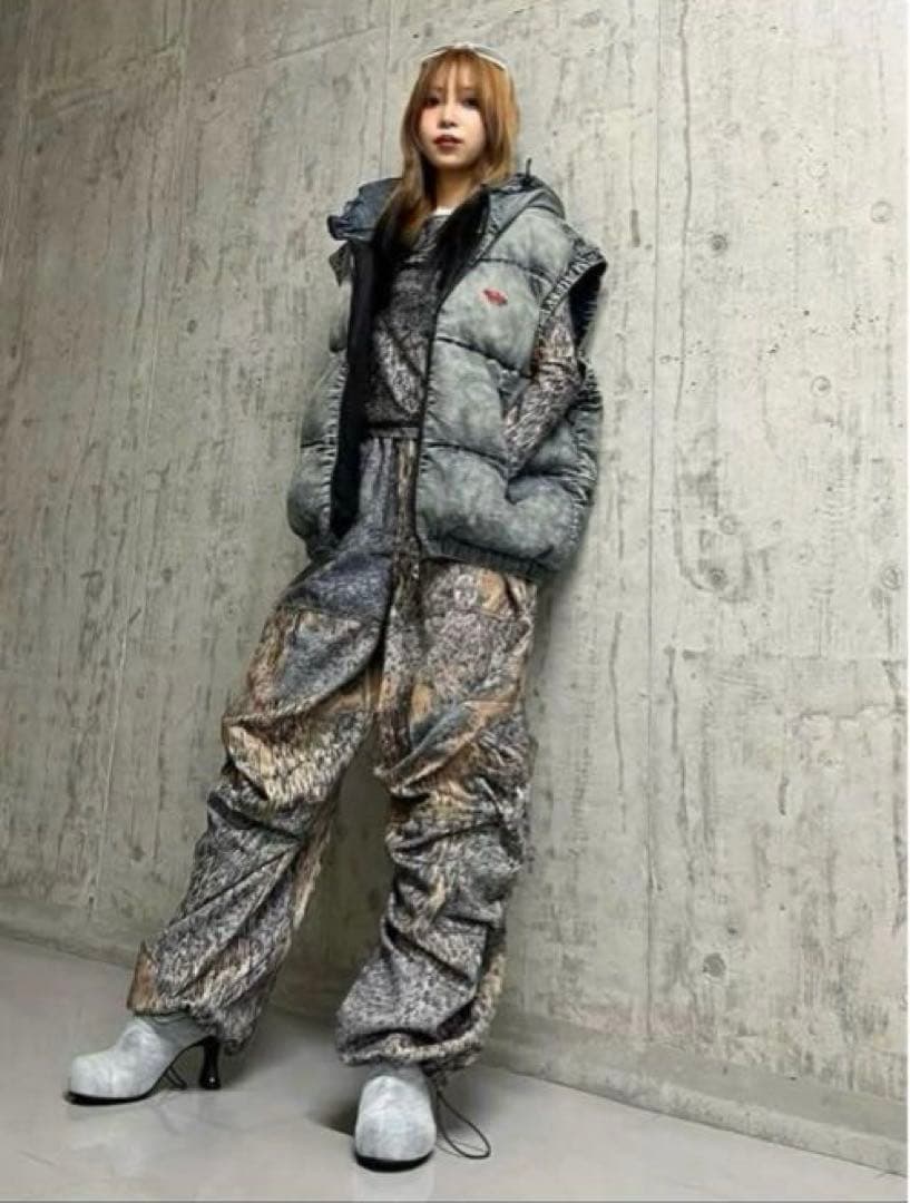 【正規品】希少 DIESEL P-ARNE-FEM-P1 カーゴパンツ 総柄