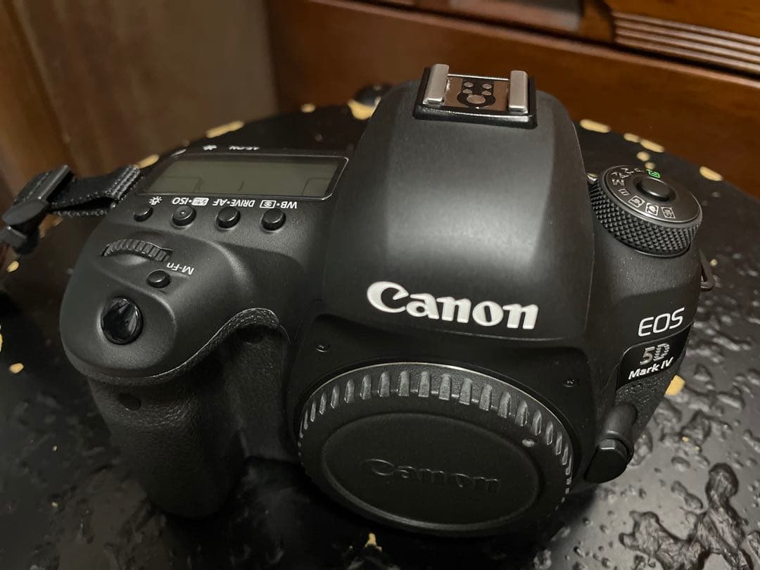 Canon EOS 5D Mark Ⅳ 本体とレンズセット＋三脚+エクステ