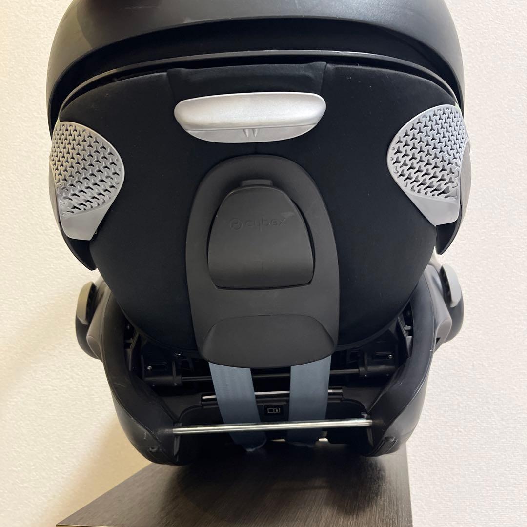 美品 サイベックス クラウドT i-Size Plus ブラックベビーcybex